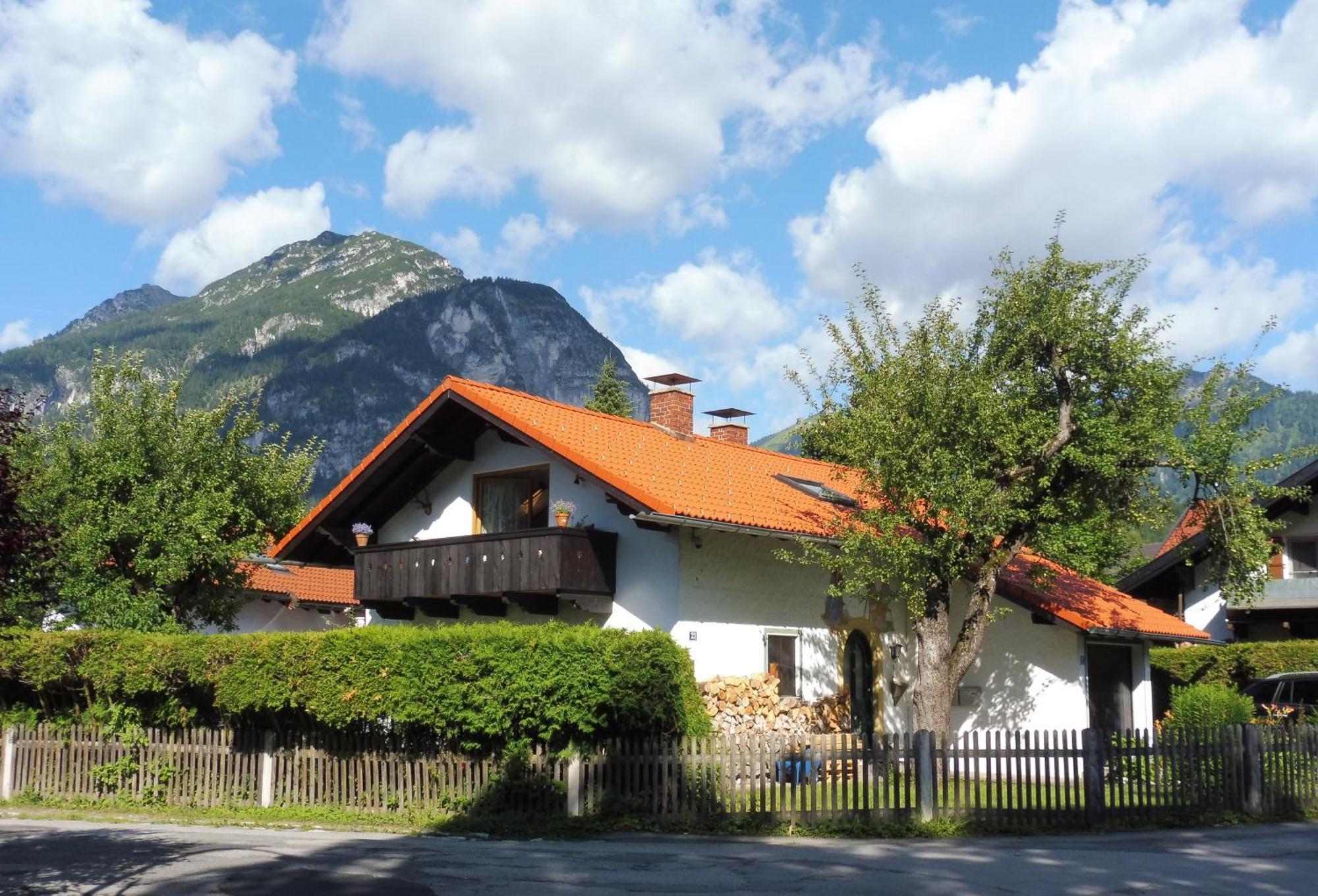 Ferienwohnung Haus Greif Гармиш-Партенкирхен Екстериор снимка